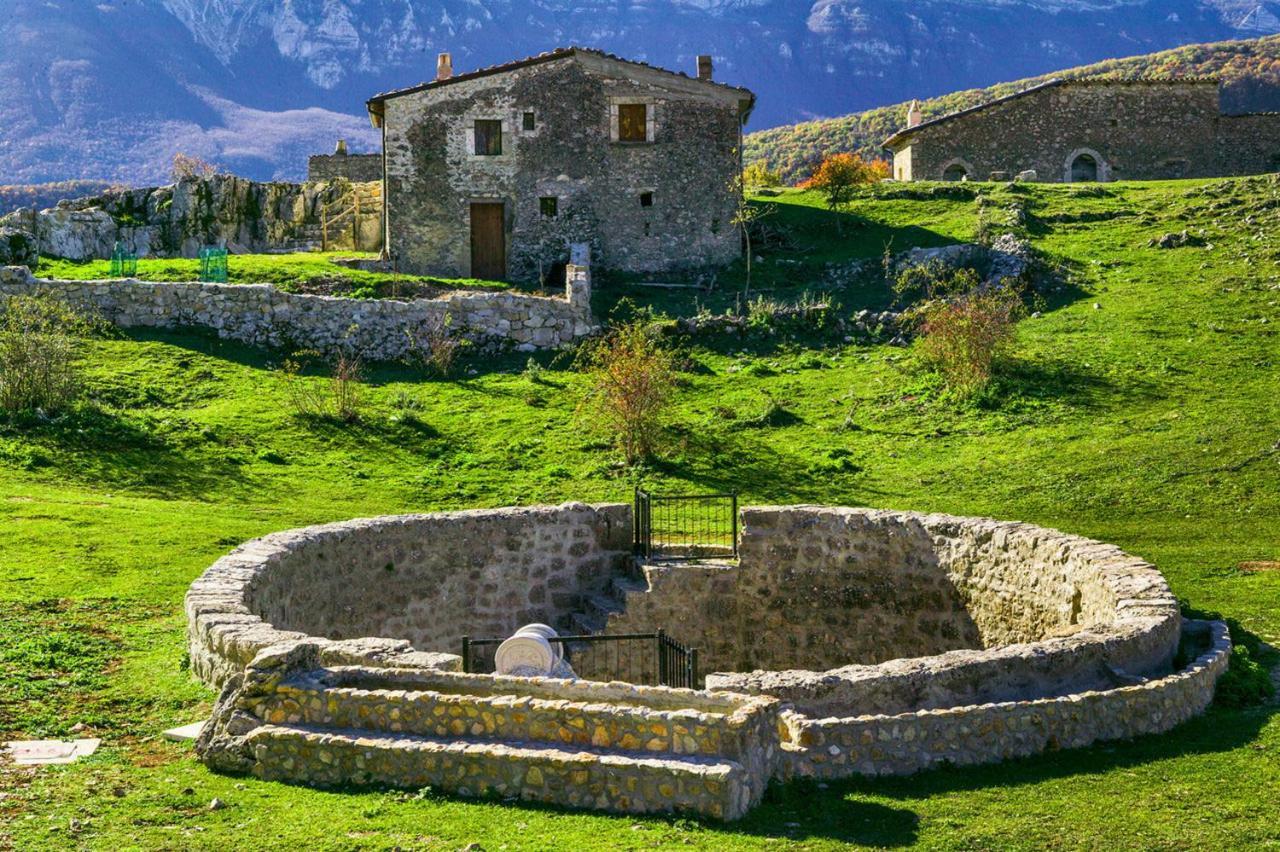 Complesso Turistico Aurora - Appartamenti Poggio Picenze Exterior photo